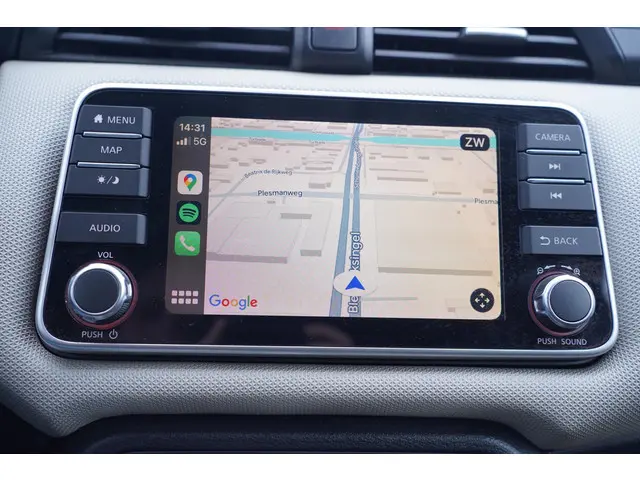 Nissan Micra 1.0 IG-T N-Connecta 2020 Benzine 25
