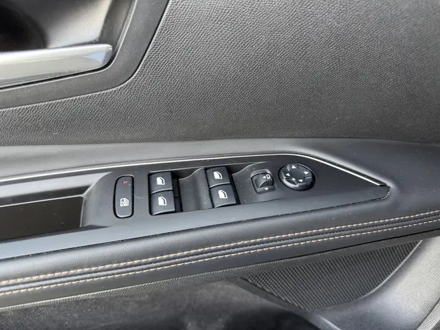 Peugeot 5008 1.2 PureTech GT-Line 7p. 2017 Benzine 33