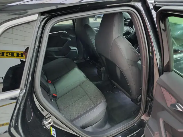 Audi A3 Sportback 35 TFSI edition one 2020 Benzine 14