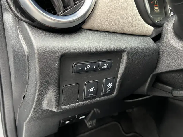 Nissan Micra 1.0 IG-T Tekna 2019 Benzine 21