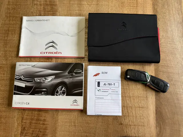 Citroën C4 1.2 PureTech Feel Collection 2015 Benzine 6