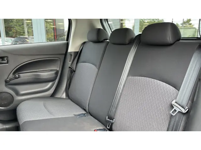 Mitsubishi Space Star 1.0 Cool+ 2019 Benzine 8