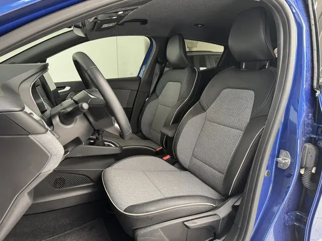 Renault Clio 1.0 TCe 90 GPF techno 2023 Benzine 7