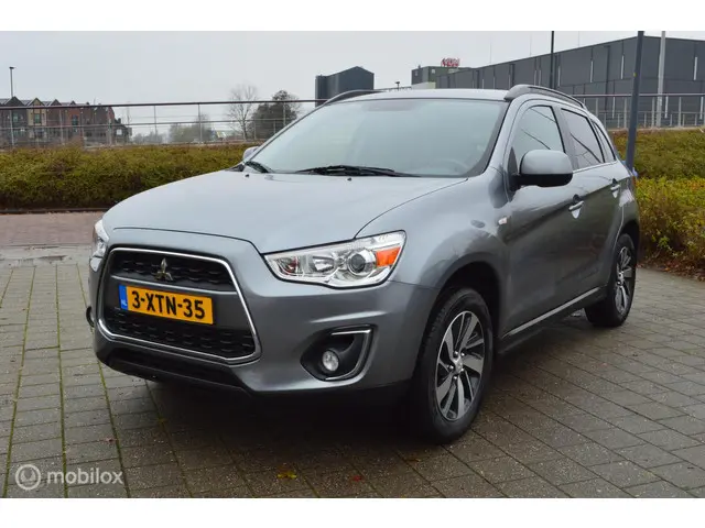 Mitsubishi ASX 1.6 Cleartec Invite+ 2014 Benzine 9