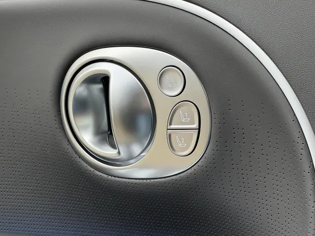 Hyundai IONIQ 9 Lounge AWD+ 7p. 110.3 kWh 2025 Elektrisch 22