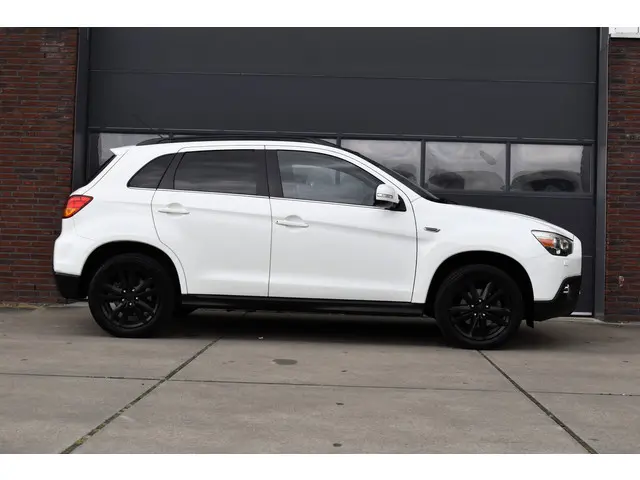 Mitsubishi ASX 1.6 Intense ClearTec 2012 Benzine 10