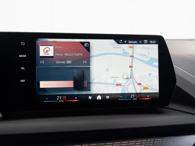 BMW 1 Serie 120 2025 Benzine 33