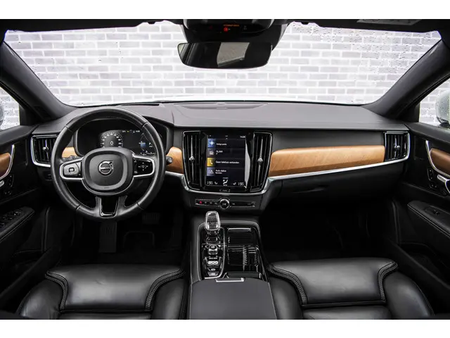 Volvo V90 2.0 T8 AWD Inscription 2020 Hybride Benzine 6
