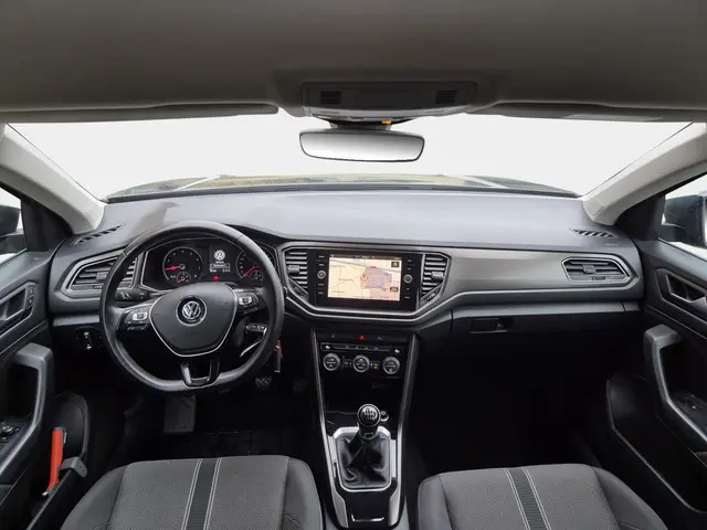Volkswagen T-Roc 1.0 TSI Style 2019 Benzine 12