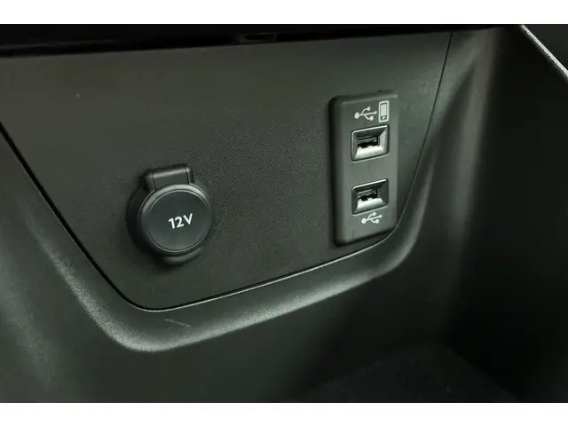 Opel Crossland 1.2 Turbo Level 4 2024 Benzine 25