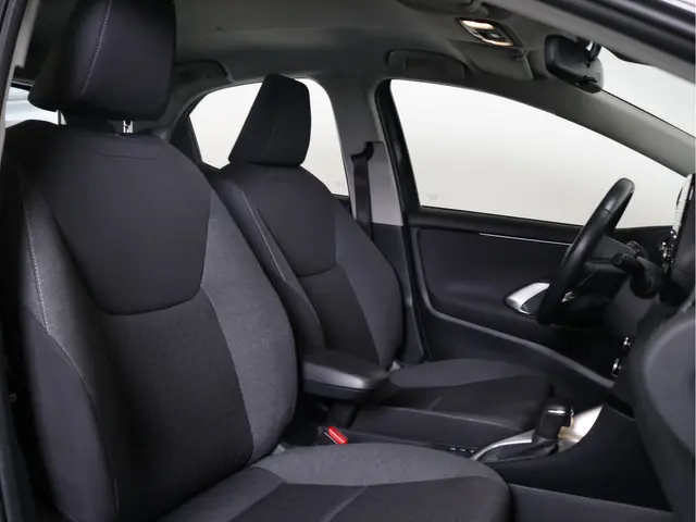 Toyota Yaris 1.5 Hybrid Dynamic 2023 Hybride Benzine 9