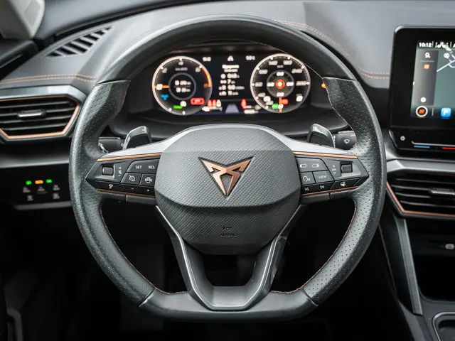 CUPRA Formentor 1.4 e-Hybrid VZ 2022 Hybride Benzine 33