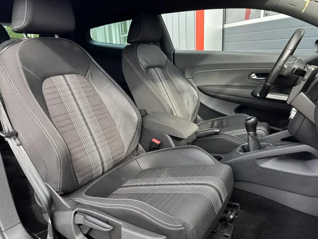 Volkswagen Scirocco 1.4 TSI Highline Plus 2012 Benzine 13