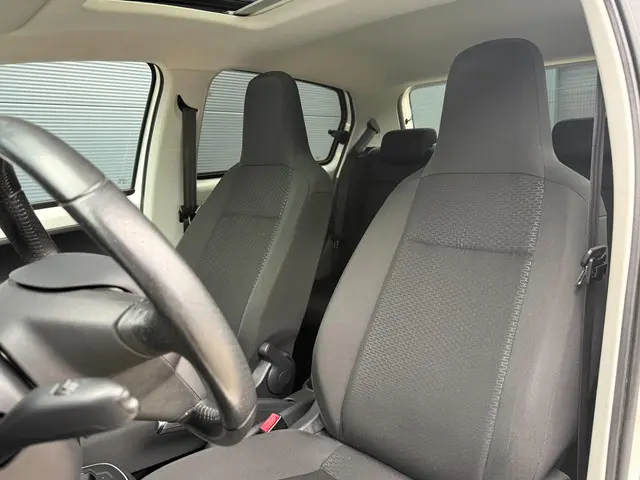 SEAT Mii 1.0 Style Sport 2013 Benzine 9