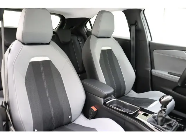 Opel Mokka 1.2 Turbo Business Elegance 2021 Benzine 10
