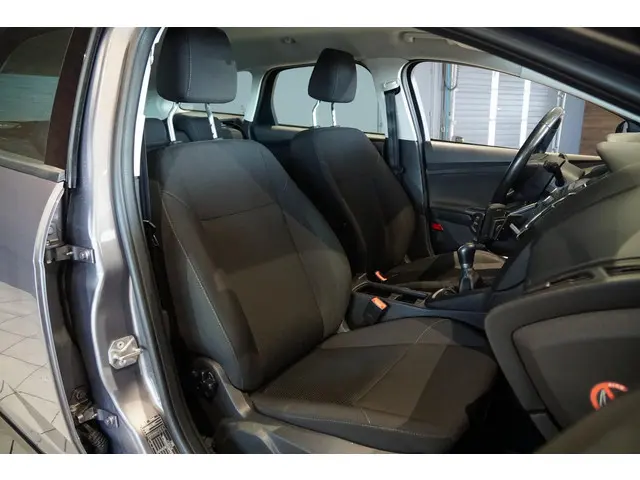 Ford Focus Wagon 1.0 + STOEL/STUURVERWARMING 2016 Benzine 7