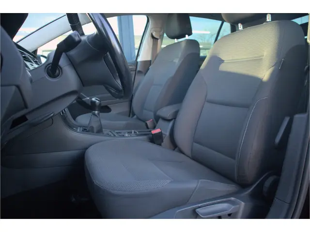 Volkswagen Golf 1.4 TSI Comfortline 2017 Benzine 4