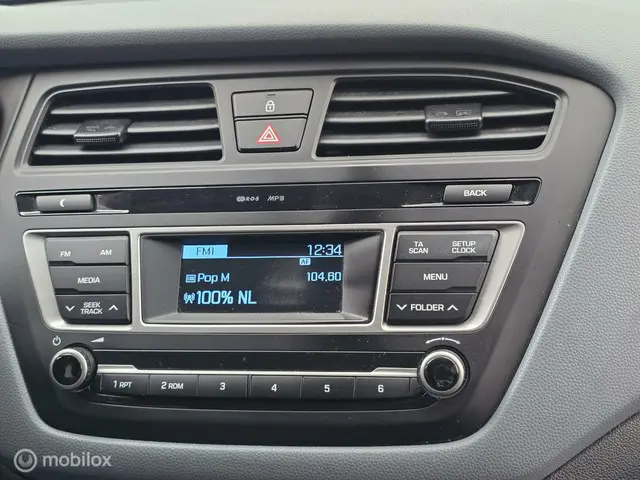 Hyundai i20 1.2 HP i-Motion✅️AİRCO❄️APK✅️ 2017 Benzine 17