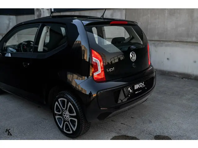 Volkswagen up! 1.0 2014 | CUP Up! | Pano | Lage KM 2014 Benzine 13