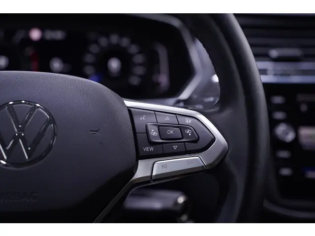 Volkswagen Tiguan Allspace 1.5 TSI Life 7p. 2023 Benzine 23