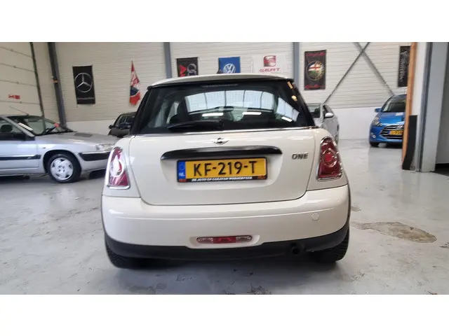 MINI One Mini 1.6 Salt 2014 Benzine 6