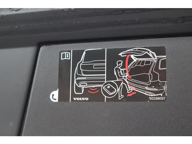 Volvo V90 2.0 T4 Inscription 2020 Benzine 23