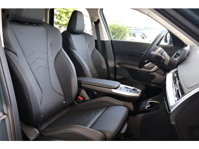 BMW X1 xDrive25e 2025 Hybride Benzine 6