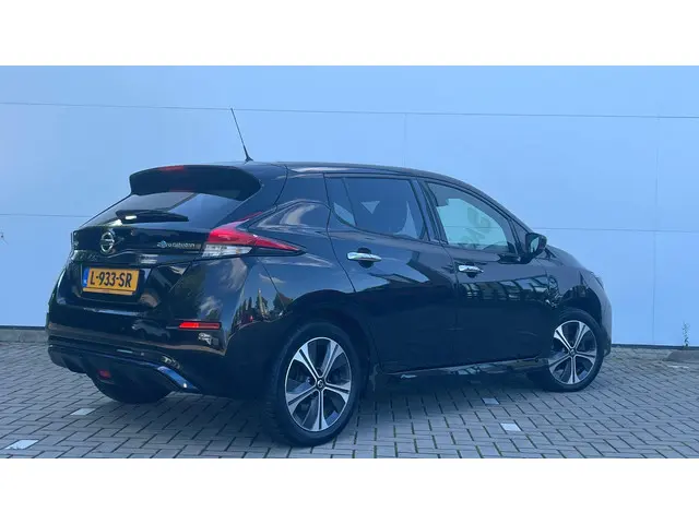 Nissan Leaf 2