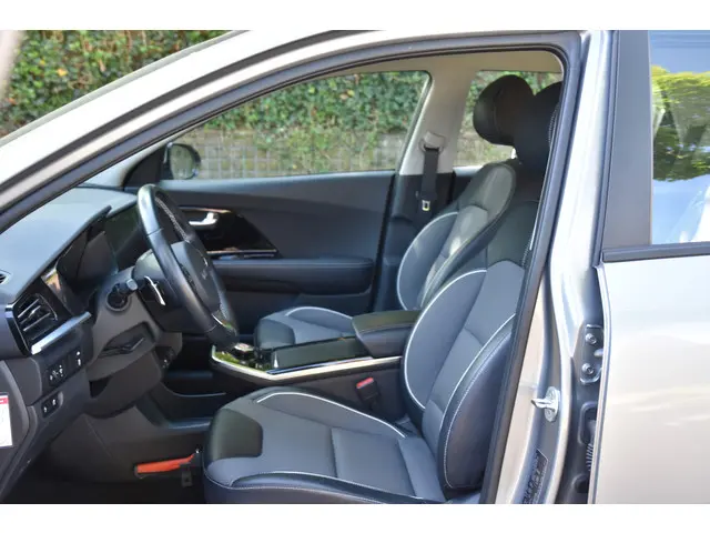 Kia e-Niro DynamicLine 39 kWh 2022 Elektrisch 7