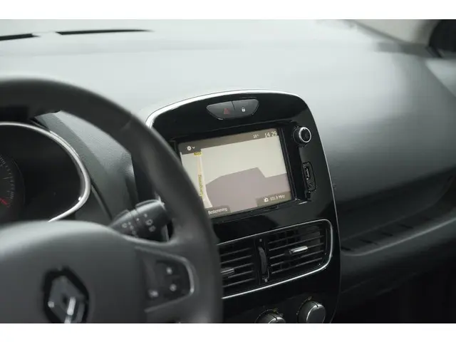 Renault Clio TCe 90 Limited 2018 Benzine 46