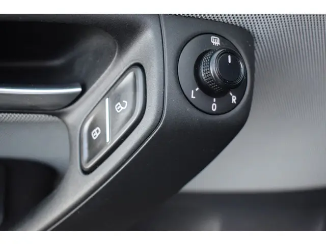 Volkswagen Polo 1.2 TSi Cross 2014 Benzine 27