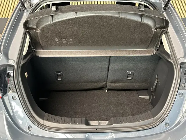 Mazda 2 1.5 Skyactiv-G 2024 Benzine 11