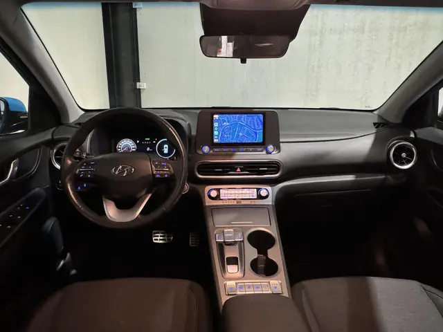 Hyundai Kona 3