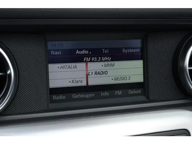 Mercedes-Benz SLK 200 2015 Benzine 28