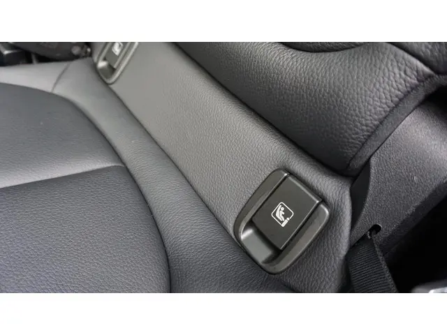 BMW X1 xDrive25e 220pk M-Sport 2021 Hybride Benzine 34
