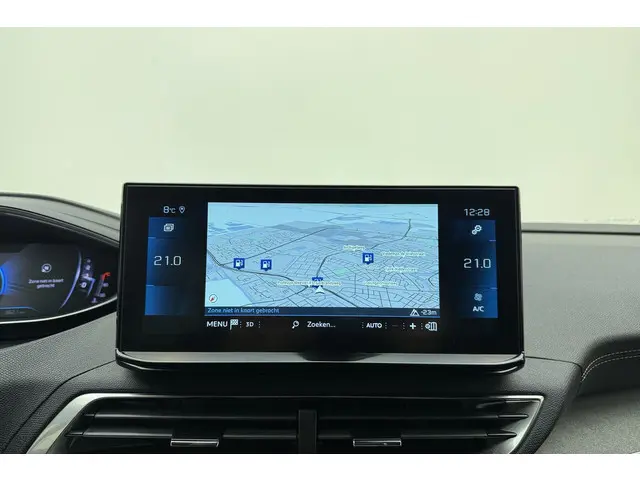 Peugeot 3008 1.2T 130pk GT 2024 Benzine 19