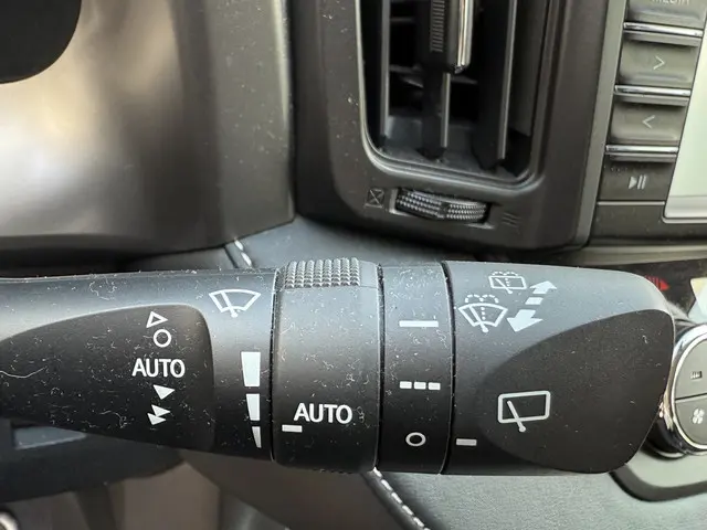 Toyota RAV4 2.5 Hybrid AWD Energy 2018 Hybride Benzine 13