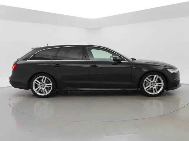 Audi A6 Avant 3.0 TDI V6 218 PK QUATTRO AUT. 2017 Diesel 24