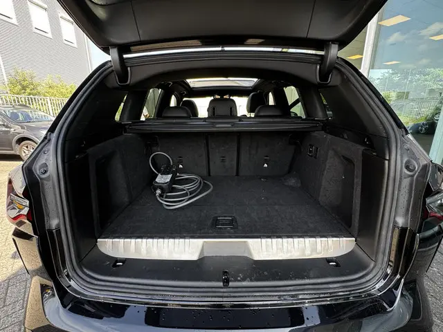 BMW X3 xDrive30e High Executive 2022 Hybride Benzine 10