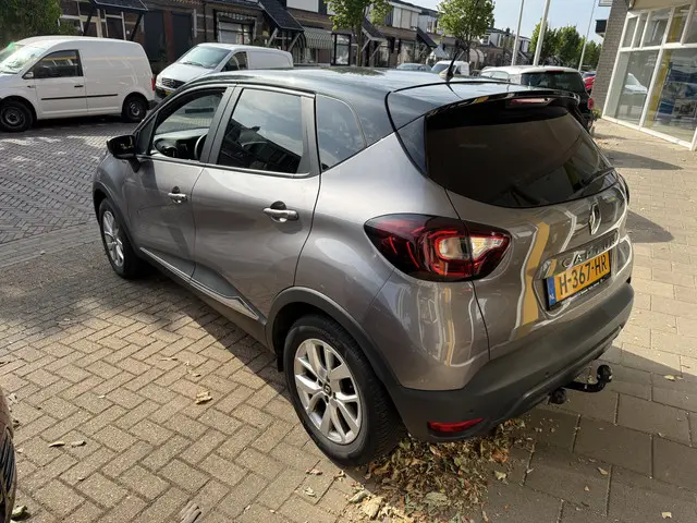 Renault Captur 0.9 TCe Limited 2019 Benzine 29