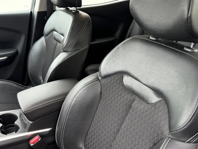 Renault Kadjar 1.3 TCe Bose 2020 Benzine 27