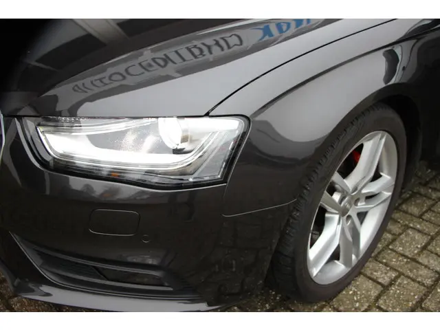 Audi A4 Avant 1.8 TFSI Pro Line S 2013 Benzine 24