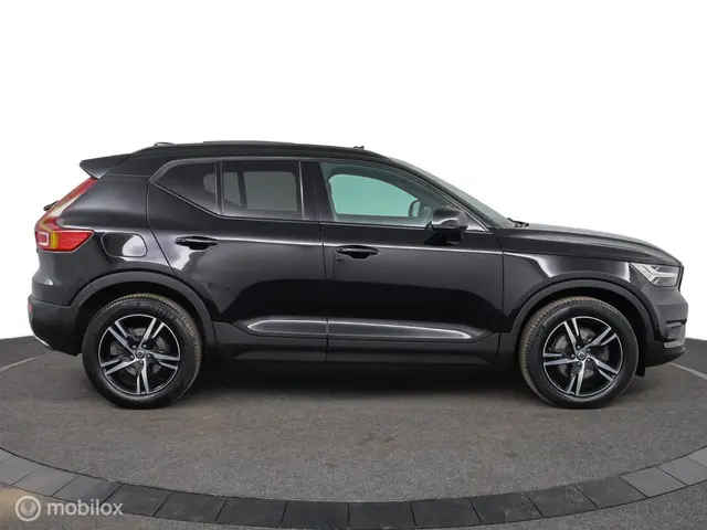 Volvo XC40 2.0 T5 AWD R-Design full option 2018 Benzine 7