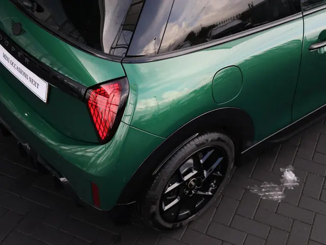 MINI 3-Deurs Cooper C 2025 Benzine 15