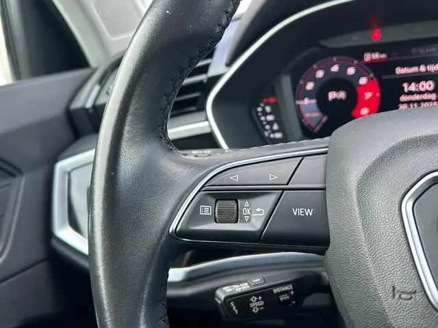 Audi Q3 35 TFSI Pro Line business 2020 Benzine 16