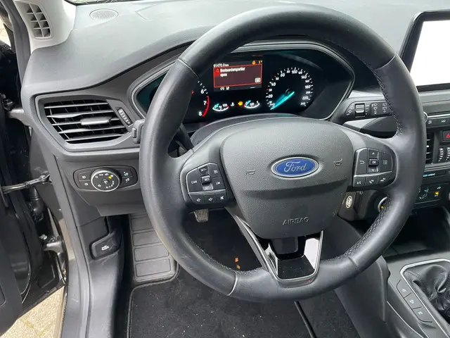 Ford Focus 1.0 EcoBoost Connected 2022 Benzine 7