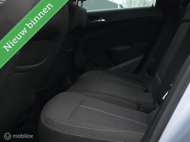 Opel Astra Sports Tourer 1.4 Turbo Edition 2015 Benzine 17