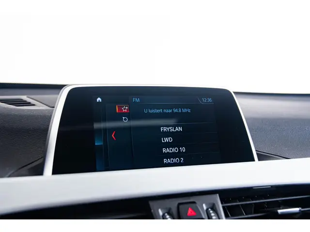 BMW X1 sDrive20i High Executive 2019 Benzine 46