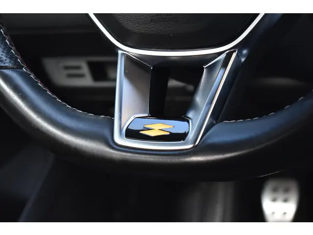 Renault Clio TCe 100 RS Line 2020 Benzine 16