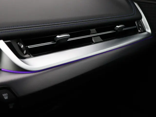 BMW X1 xDrive30e 2023 Hybride Benzine 13